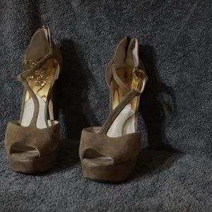 Tan Michael Kors Platform Felt Heels w/ Zipper